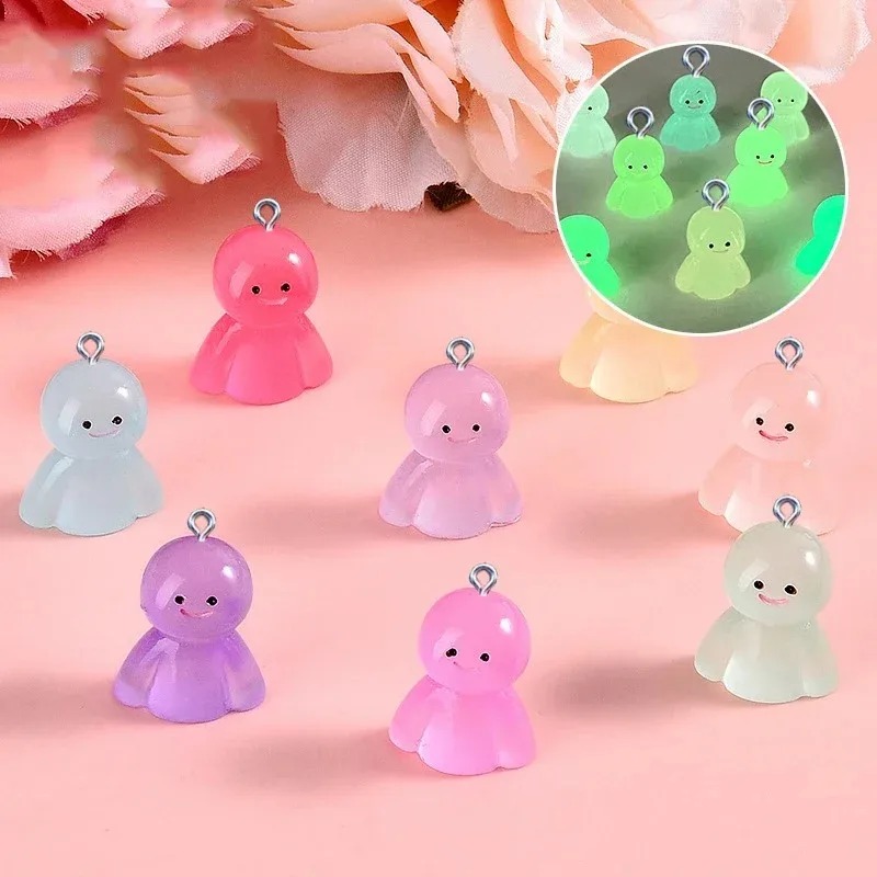 10Pcs Glow In Dark Cartoon Dol - огляд і ціна Resin Art Earrings