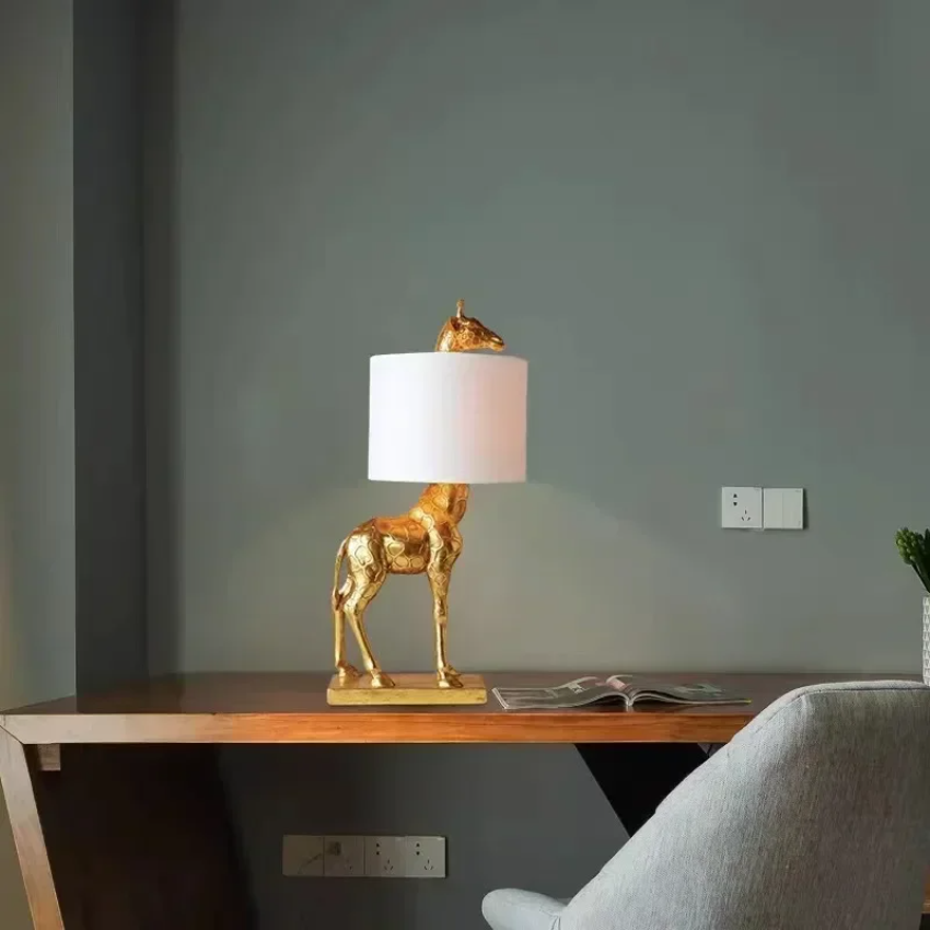 Nordic Style Giraffe Desk Lamp - огляд і ціна Resin Art On Floor